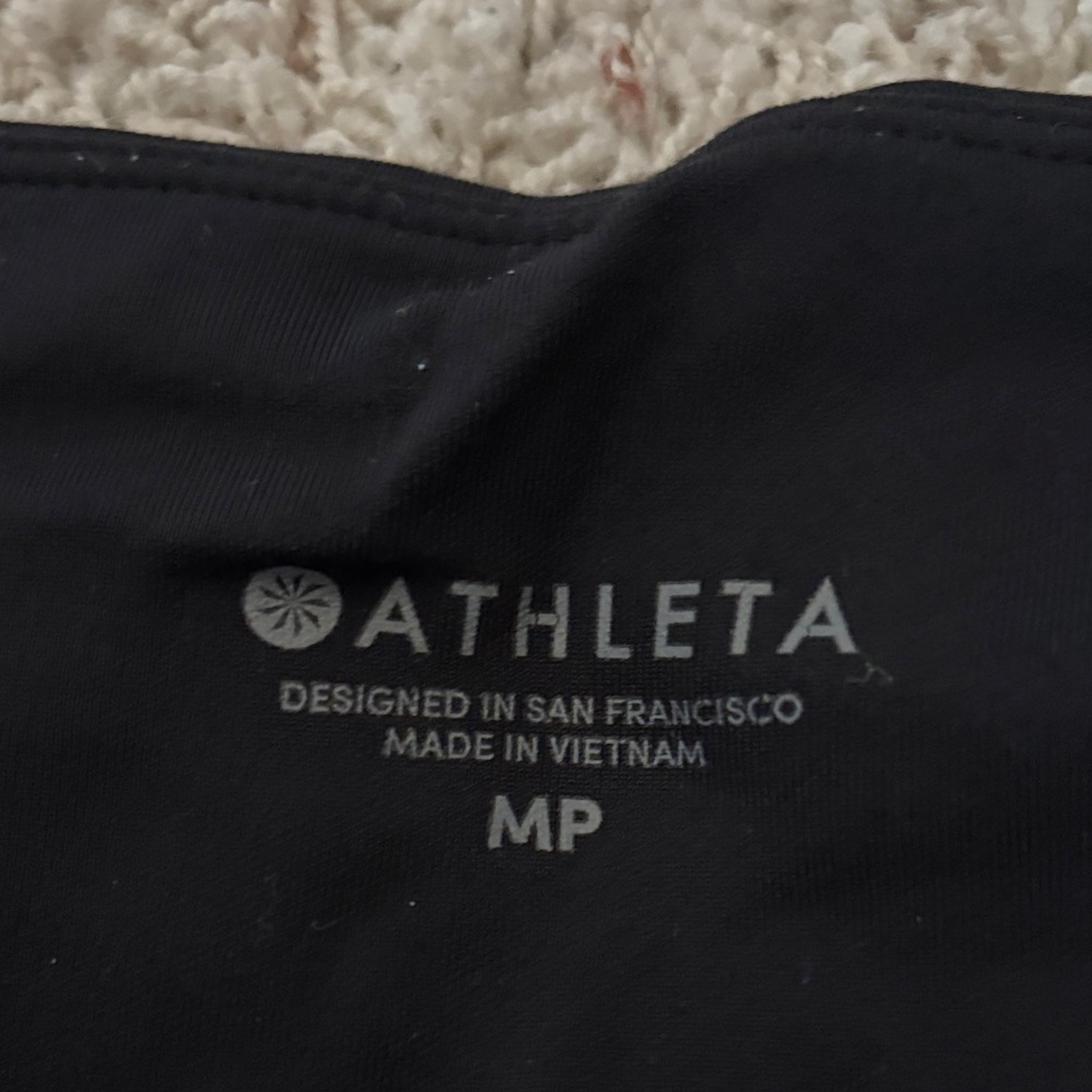 Athleta woman’s Athletic Performance Leggings